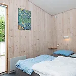 4 Star Holiday Home In Ebeltoft *