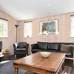 4 Star Holiday Home In Ebeltoft 펜션 에벨토프트